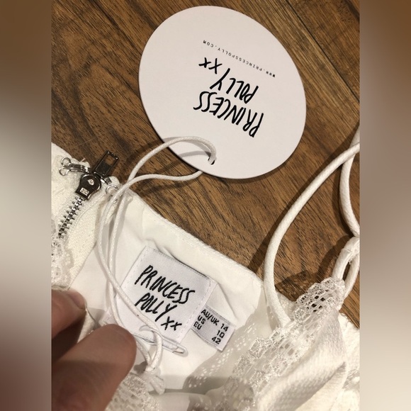 ▪️ Princess Polly | NWT Wendell Top - Picture 5 of 7